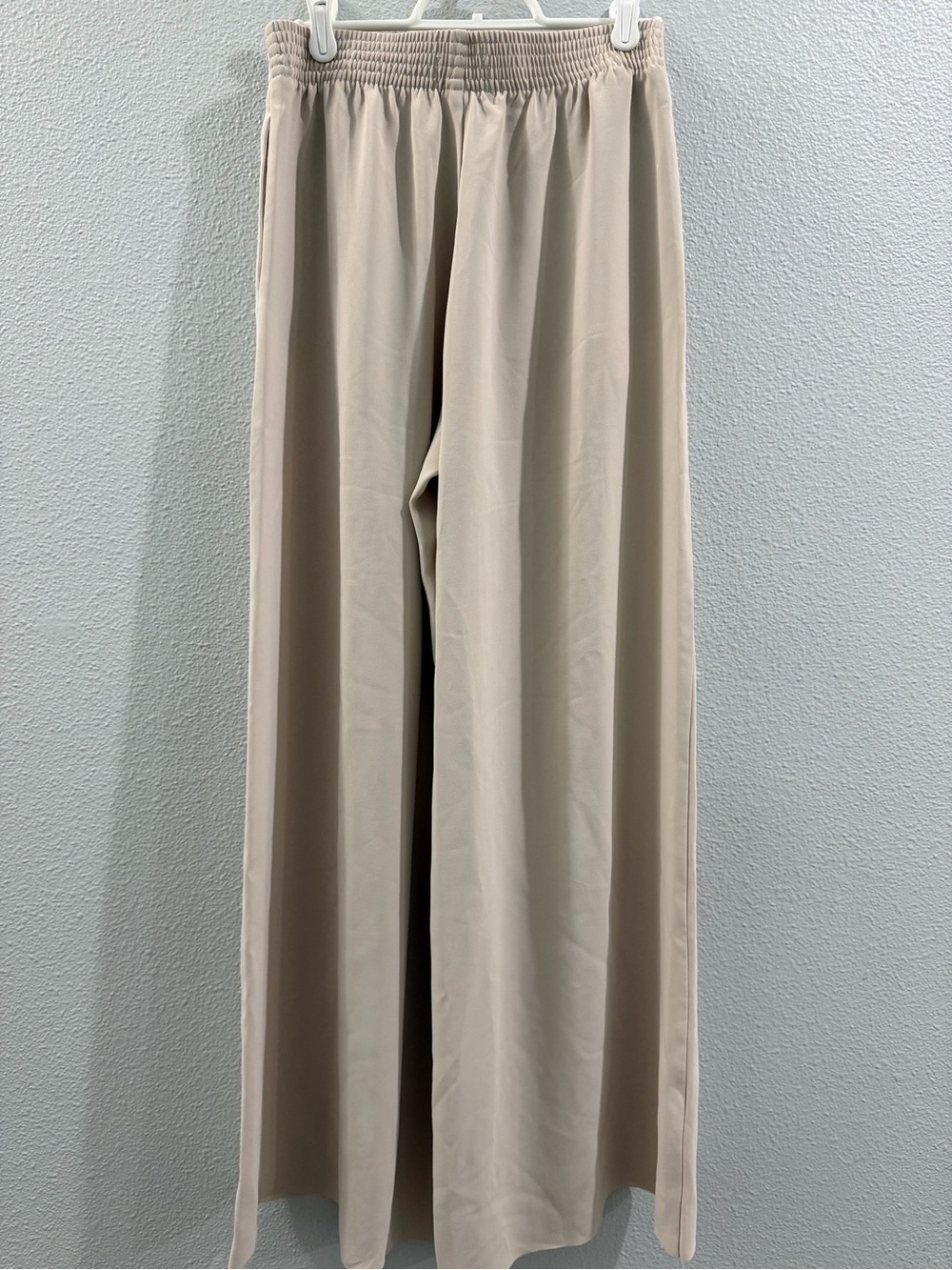 Aritzia Babaton Parker Palazzo Pant - Studio Drape - Picture 12 of 12